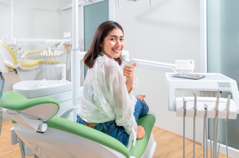 Dental sedation in Forest Hill – patient consultation