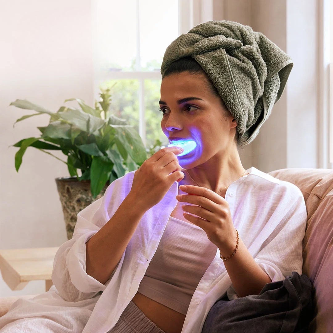 Home teeth whitening with Enlighten gels